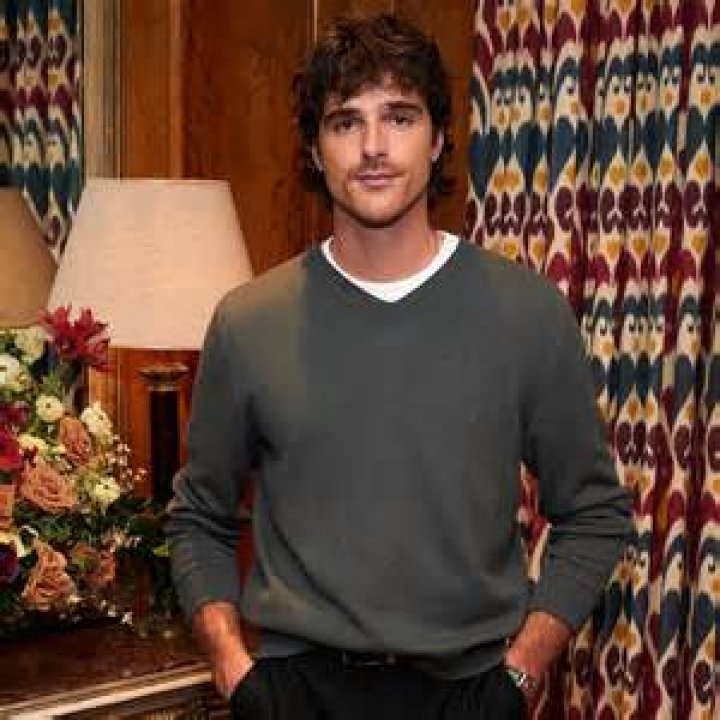 Jacob Elordi's Real-Life Romance: Who Is He Dating in 2023?