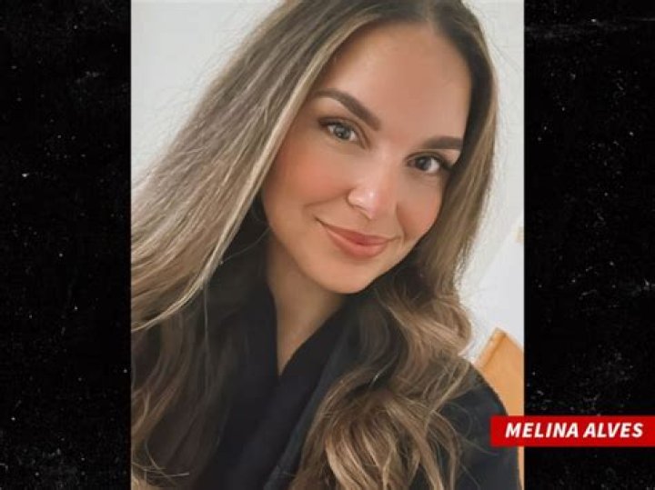 Melina Alves Bikini: A Dive into Her Style, Journey, and Impact