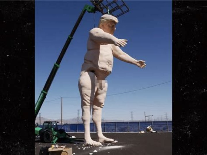 Naked Trump Statue Arizona: A Controversial Art Piece That Sparks Debate