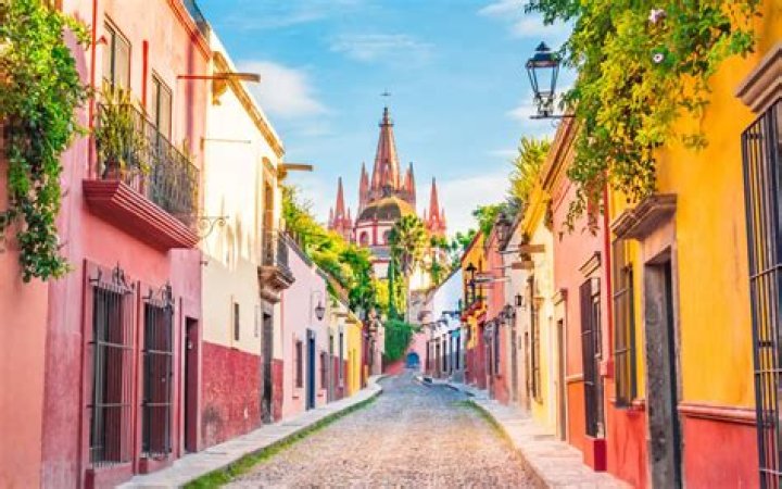 Who's the Leader of Mexico? A Comprehensive Guide to Understanding Mexico's Leadership