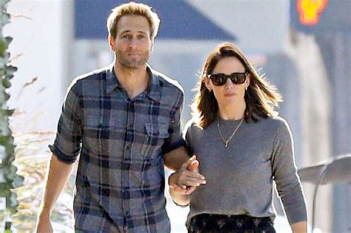 Who Is Jennifer Garner's Dad? Exploring the Life and Legacy of a Beloved Hollywood Star