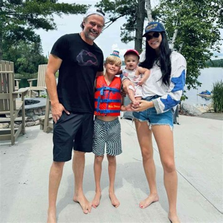 Who Was Josh Duhamel Married To? A Comprehensive Guide to His Love Life and Relationships